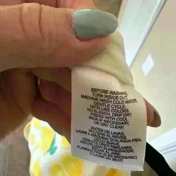 Like New For Love of Lemons Swing Dress Size Medium - Picture 7 of 7